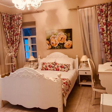 The White Hotel 阿拉恰特 外观 照片