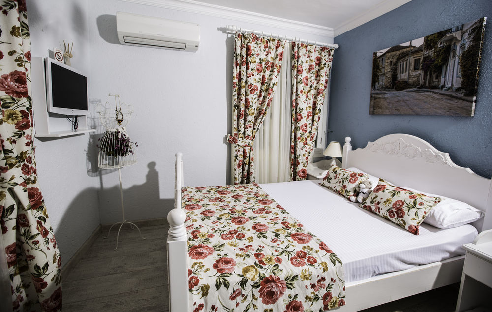 The White Hotel 阿拉恰特 外观 照片