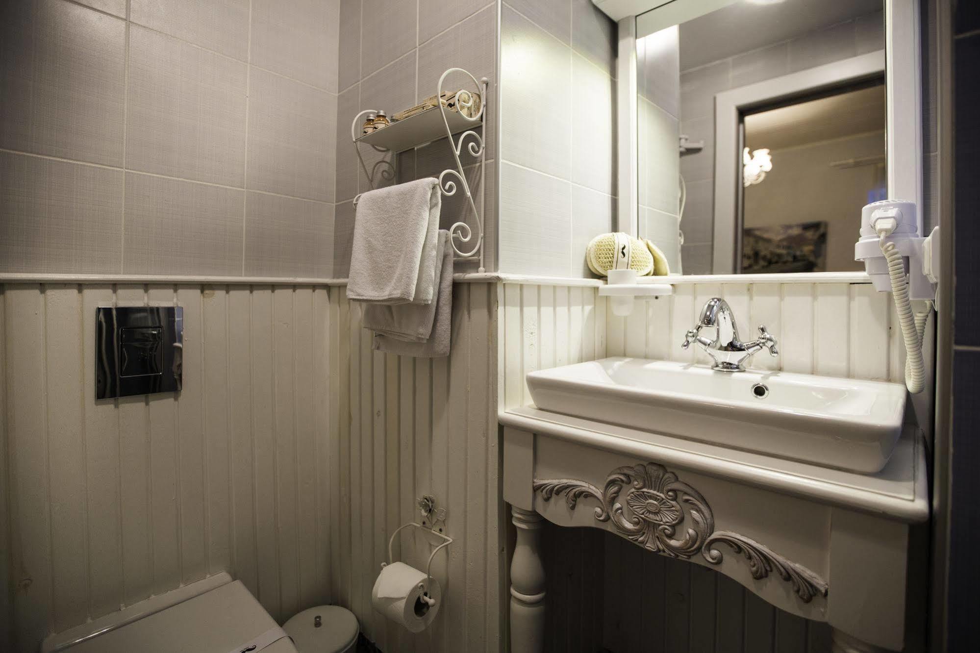 The White Hotel 阿拉恰特 外观 照片